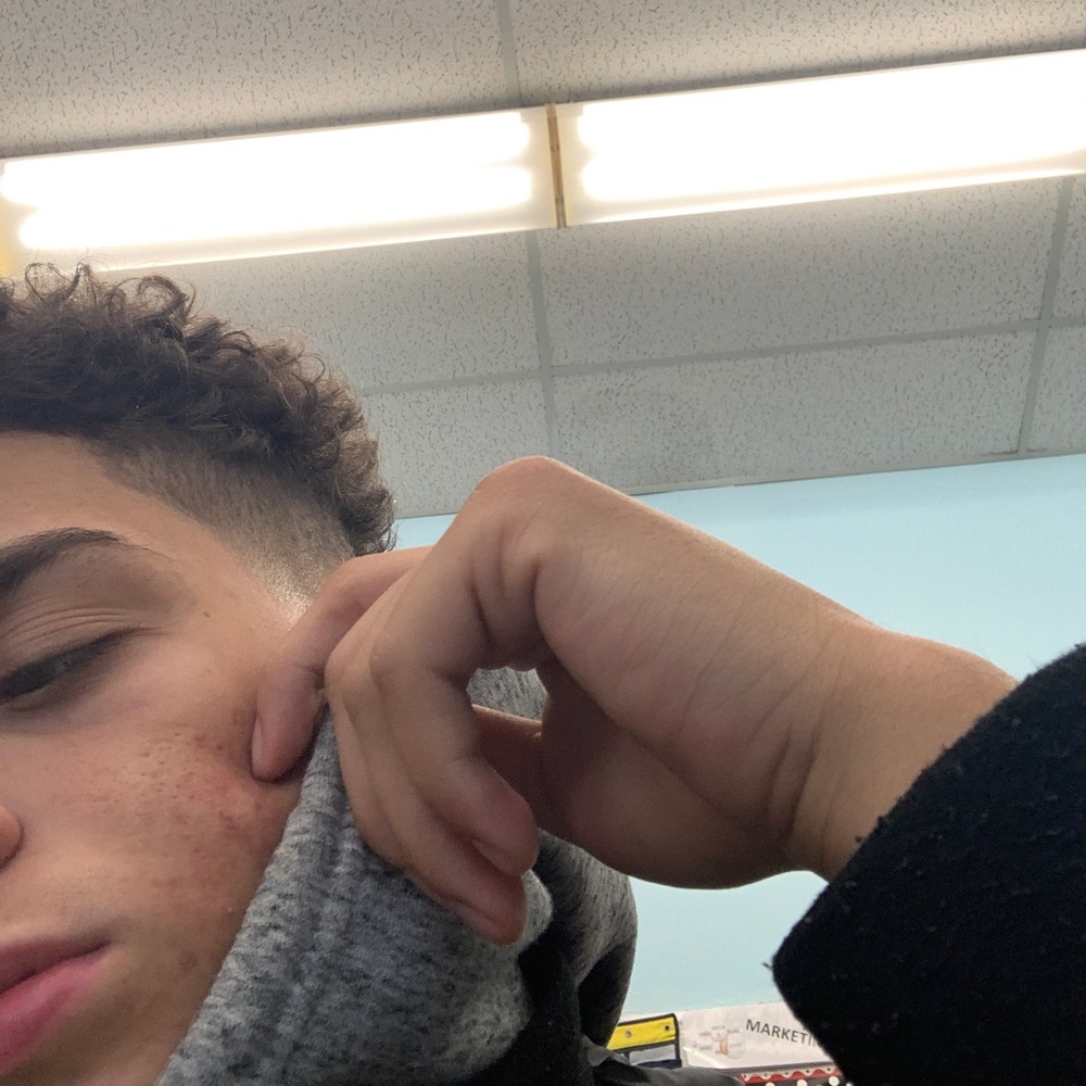 Meet your Posher, Luis angel